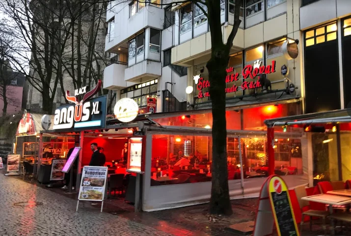 Haadi Bistro & Cafe