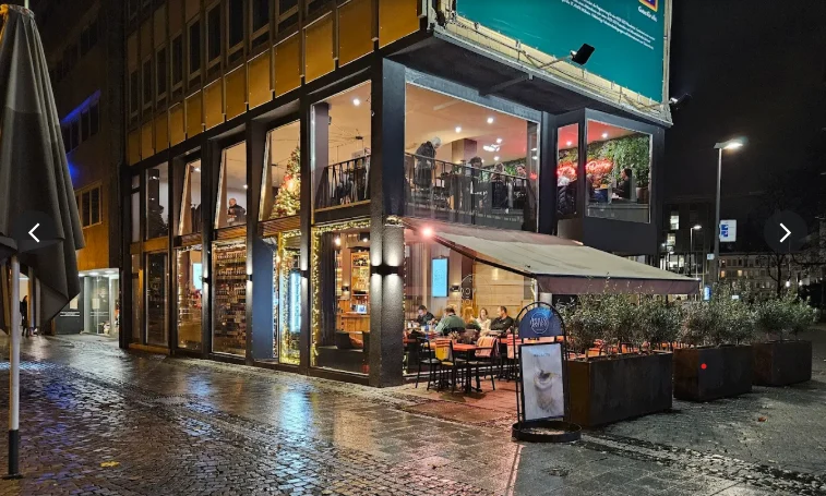 Haadi Bistro & Cafe