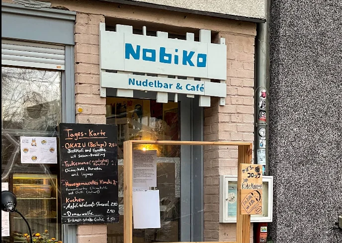 Haadi Bistro & Cafe