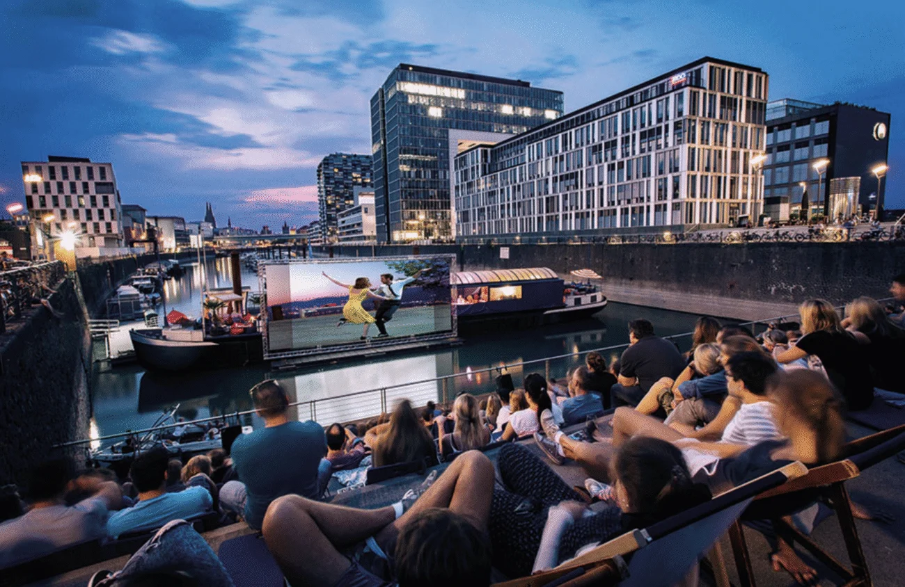 Outdoor cinema in Rheinauhafen